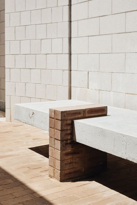 Brick Bench, Brick Table, Brick Interior Design, Concrete Bench, Concrete Block, Brick Pavers, Brick Flooring, Fantastic Furniture, Built In Bench