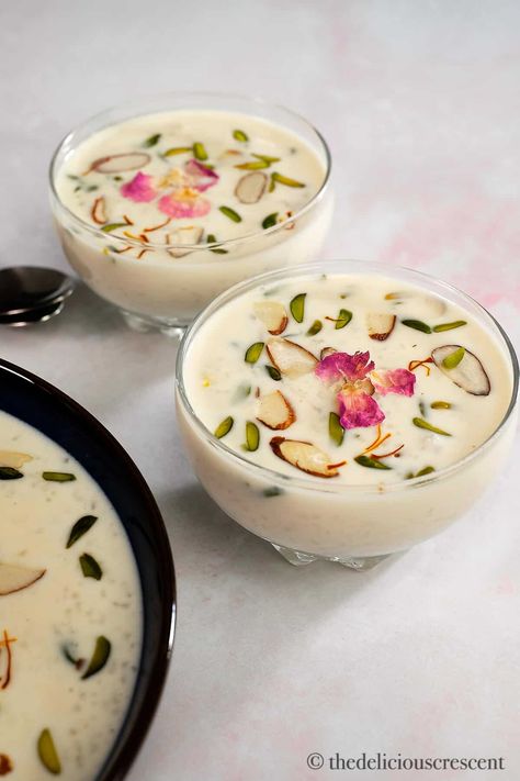 Vegan Indian Dessert, Indian Rice Pudding, Instant Pot Rice, Rice Kheer, Kheer Recipe, Veggie Delight, Indian Dessert Recipes, Indian Desserts, Rice Pudding