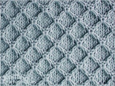 A combination of knit, purl, and slipped stitches. The Diamond Honeycomb is quite an easy pattern enough to master. Types Of Knitting Stitches, Slip Stitch Knitting, Honeycomb Stitch, Knit Purl, Knitted Blanket, Knitting Instructions, How To Purl Knit, Knit Stitch Patterns, Crochet Stitches Patterns