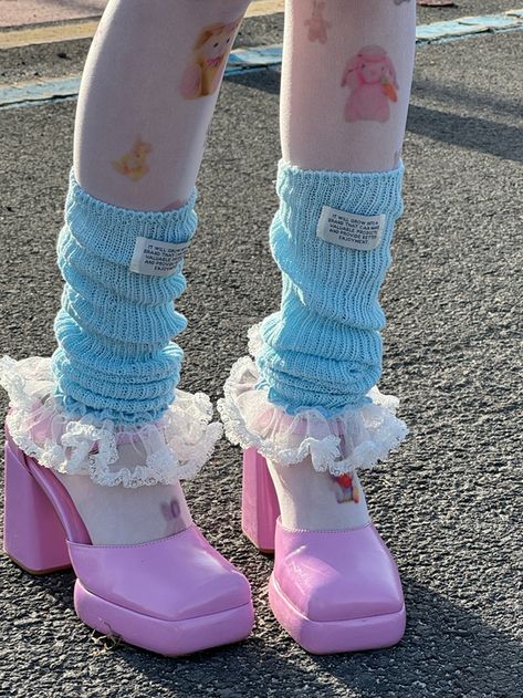 The price is for a pair of leg warmers only, others are not included. Pastelcore Outfits, Aaliyah Drawing, Decora Outfits, Decora Style, Knitted Leg Warmers, Harajuku Aesthetic, Steampunk Fashion Male, Diy Clothes Design, Future Clothes