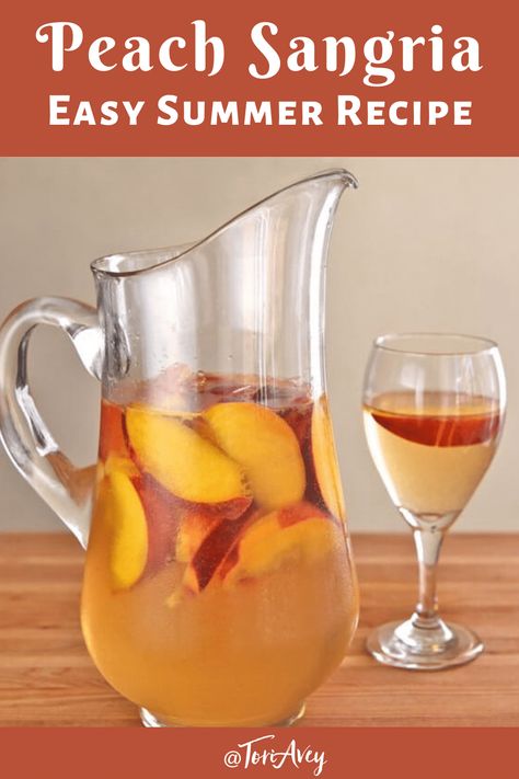 White Sangria With Peach Schnapps, Peach Sangria With Peach Schnapps, Peach Sangria Recipe, Peach Sangria Recipes, White Sangria Recipe, Drink For Summer, Peach Sangria, White Sangria, Sangria Recipe