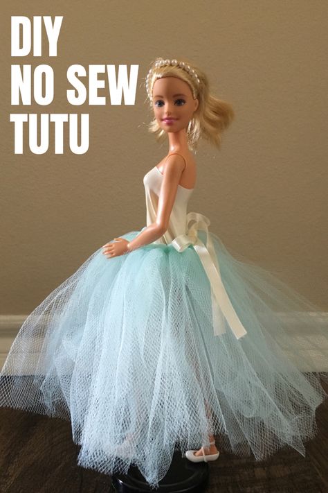 Tulle Barbie Dress Diy, Diy No Sew Barbie Clothes, Tulle Doll Dress Diy, How To Sew Barbie Clothes, Handmade Barbie Clothes, Sewing Barbie Clothes Easy, Barbie Doll Clothes Patterns Free, Making Barbie Clothes, Barbie Clothes Diy