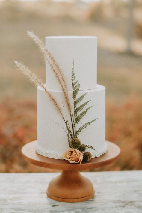 I Tier Wedding Cake, Wedding Cake With Ferns, Boho Floral Wedding Cake, Pampas Grass And Fern Wedding, 2 Tier Minimalist Wedding Cake, Boho Simple Wedding Cake, Rustic Modern Wedding Cake, Simple Wedding Cake Small One Tier Fall, Modern Boho Wedding Cake