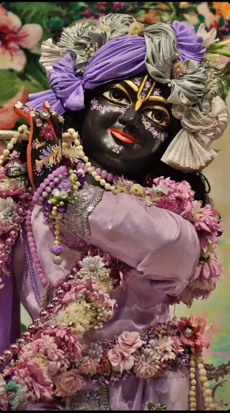 Iskcon Krishna Wallpapers Hd, Shree Radha Krishna, Shree Ram Photos, Pink Walpaper, Vrindavan Photography Pictures, Shree Radha, Krishna Tattoo, Iskcon Krishna, Krishna Drawing