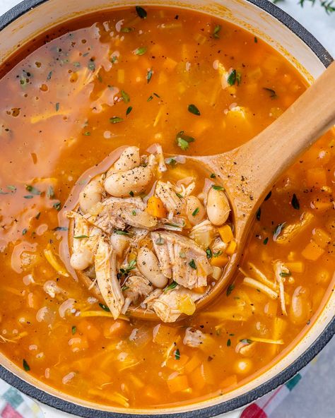 Turkey Bean Soup, Clean Soups, Quick Turkey, Leftover Gravy, Leftover Turkey Casserole, Leftover Turkey Soup, Slow Cooker Black Beans, Black Bean Soup Recipe, Fat Oil