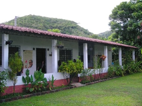 El Salvador Houses, Salvador House, Farm Cottage, Country Houses, Facade House, Central America, Nicaragua, Guatemala, Country House