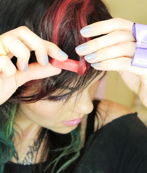 Hair chalking - with tutorial :) Hair Chalk, Temporary Hair Color, Kevin Murphy, Color Your Hair, Crazy Hair Days, Beauty Ideas, Crazy Hair, Hair Dos, Hair Day