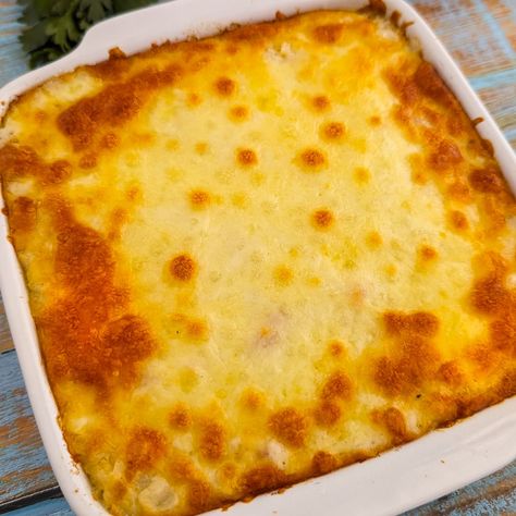 Baked Cheese Rice, Cheese Rice Recipe, What To Do With Leftover Rice, Baked Cheesy Rice, Baked Rice Recipes Oven, Leftover White Rice Recipes, Rice And Cheese Casserole, Cheesy Rice Recipes, Leftover White Rice