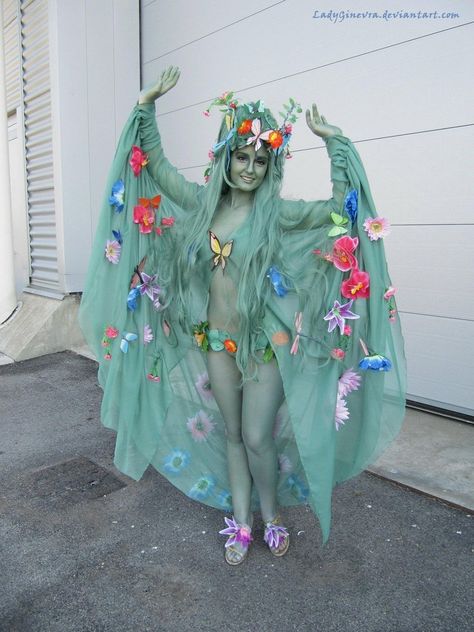 Mardi Gras Costumes, Awesome Cosplay, Disney Cosplay, Animation Movie, Halloween 2019, Costume Makeup, Best Cosplay, Firebird, Diy Costumes