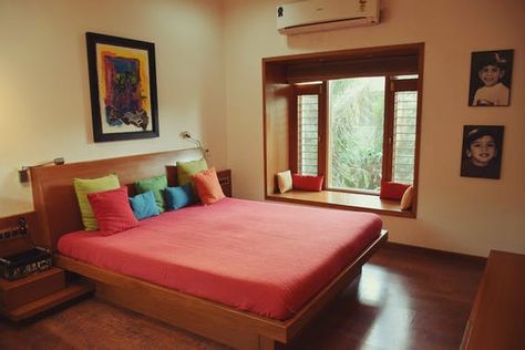 Location: Ahmedabad, India Indian Bedroom Design, Bedroom Indian, Indian Bedroom Decor, Indian Bedroom, Room Deco, Bedroom Furniture Design, Modern Bedroom Design, Indian Home, Simple Bedroom