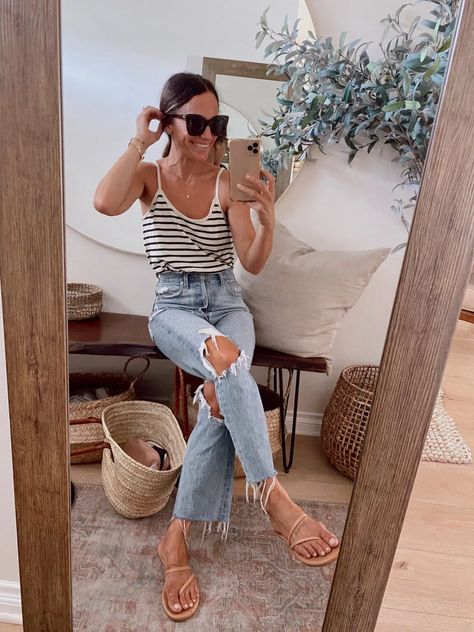 Summer Sandals, Mom Outfits, Mom Style, Spring Summer Outfits, Spring Summer Fashion, Summer Casual, Capsule Wardrobe, Spring Outfits, Casual Style