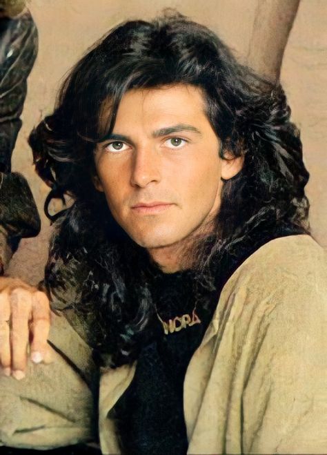 Thomas Anders Modern Talking, Thomas Anders, Haircut Inspo, Modern Talking, Musica Rock, Tom Kaulitz, Hindu Art, Hair Cut, Singers