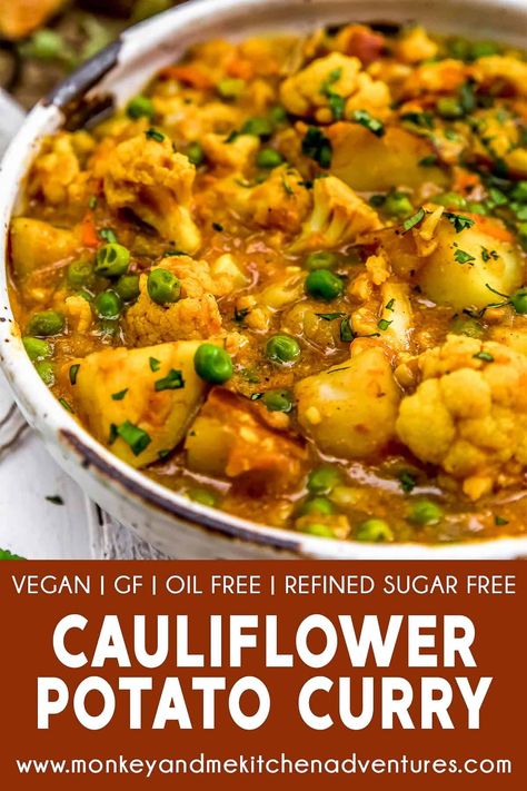 Cauliflower Potatoes, Potato Curry, God Mat, Samosa, Cauliflower Recipes, Vegan Dinner Recipes, Veggie Dishes, Curry Recipes, Vegan Dinners