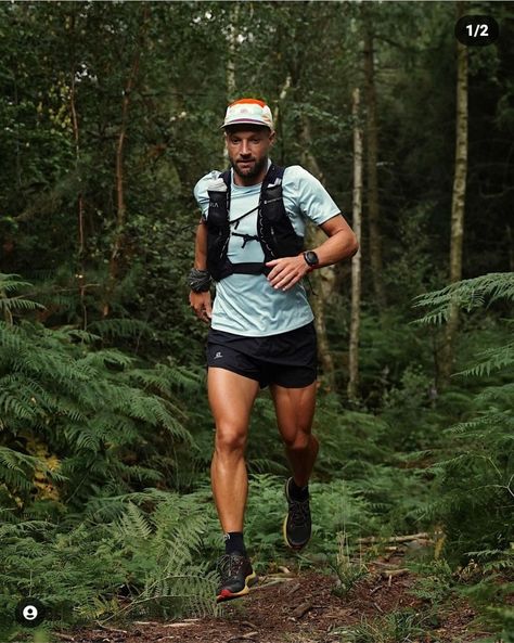 Triathlon Aesthetic, Running Outfit Men, Ultra Trail Running, Trekking Outfit, Running Outfit, Running Photos, Ultra Trail, Running Club, Fall 24