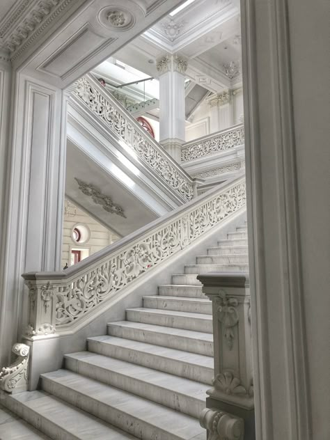 Staircase Background, Vintage Mansion, Marble City, Old Money House, White Stairs, Staircase Design Modern, Lobby Interior, Historical Design, Brutalist Architecture