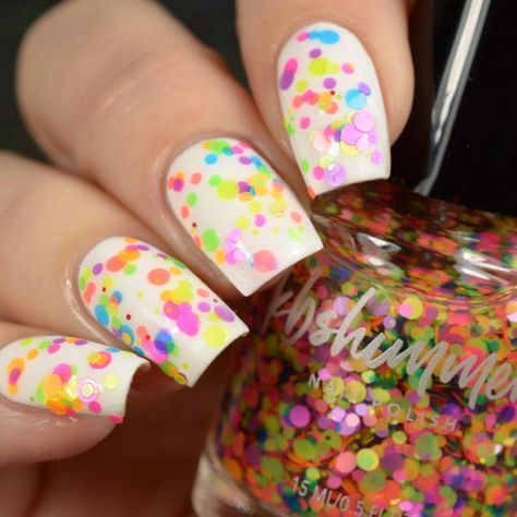 KBShimmer Upside Round #acrylicnailsrounds Glitter White Nails, American Nails, Neon Glitter, Mani Ideas, Glitter Polish, Nail Board, Christmas Manicure, Easter Nail Designs, Red Nail Polish