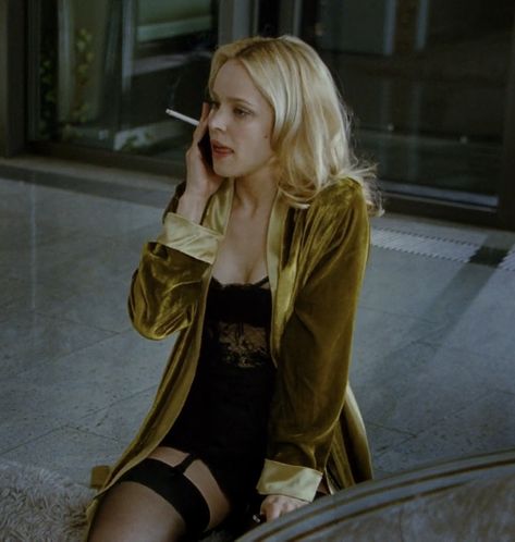 passion (2012) rachel mcadams movie screencap icon aesthetic scene Rachel Mcadams Icons, Rachel Mcadams Blonde, Rachel Mcadams Movies, Rachel Mcadams Hair, Passion 2012, 2012 Aesthetic, Jeannette Mccurdy, Miss My Ex, Holmes Movie