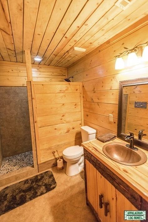 Log Home Bathroom Ideas, Log Cabin Bathroom Ideas, Log Home Bathrooms, Log Home Bathroom, Small Rustic Bathrooms, Log Cabin Bathroom, Rustic Bathroom Shower, Rustic Log Home, Barn Bathroom