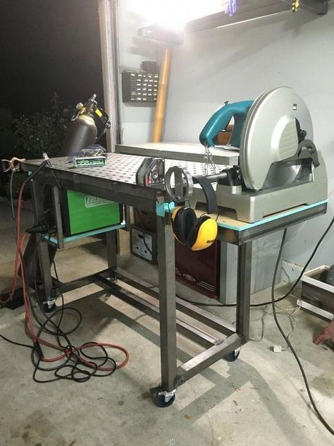 Officine In Garage, Welding Bench, Welding Table Diy, Shielded Metal Arc Welding, Welding Tables, Welding Shop, Welding Jobs, Welding Cart, Welding Ideas