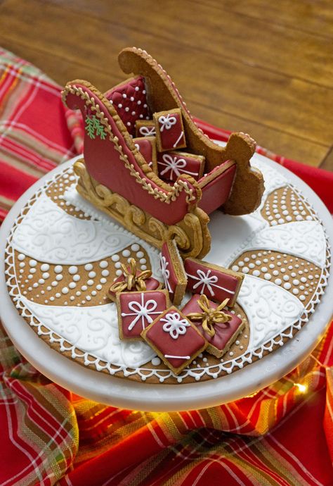 Gingerbread Sleigh Template plus Recipes - Global Bakes Sleigh Template, Gingerbread Template, Gingerbread Sleigh, Spicy Gingerbread, Design Cookies, Xmas Cakes, Cookie Gingerbread, Gingerbread Train, Gingerbread House Template