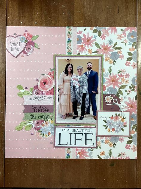 1 Photo Scrapbook Layout, Photo Scrapbook Layout, Scrapbook Rooms, Birthday Scrapbook Layouts, Family Scrapbook Layouts, Scrapbooking 101, Scrapbooking Layouts Travel, Dog Scrapbook, Scrapbook Design Layout