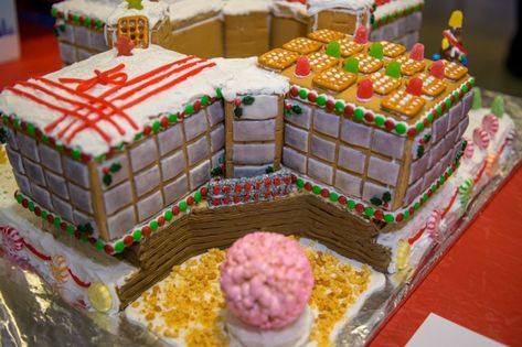 Hospital Gingerbread House Ideas, Hospital Gingerbread House, Gingerbread Hospital, Themed Gingerbread House, Gingerbread Contest, Gingerbread Ideas, Sugar Glass, New Hospital, Gingerbread House Decorations