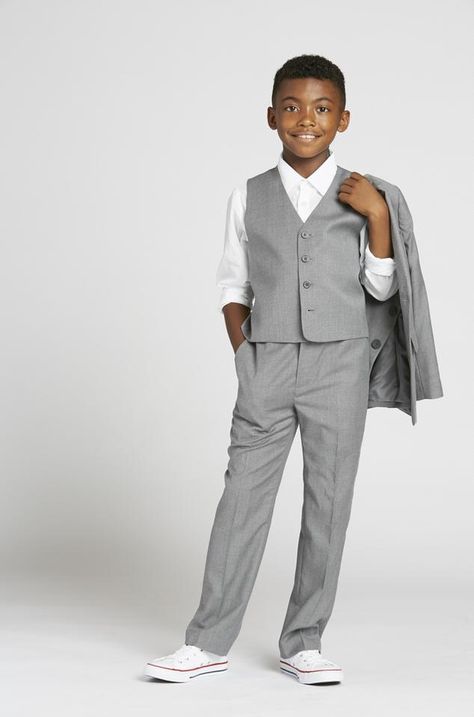 Little Boys Suits For Wedding, Ring Bearer Grey Suit, Toddler Suits Boy Weddings Grey, Toddler Suits Boy Weddings Black, Gray Wedding Suit, Little Boy Suits Wedding Children, Kids Suit Boys, Pink Moissanite Ring, Gray Groomsmen Suits