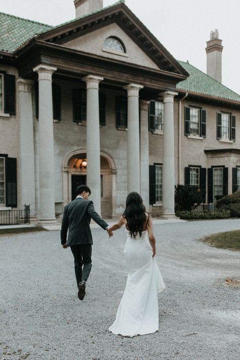 Couple-eloping-at-Parkwood-Estate Parkwood Estate, Garden Elopement, Cute Engagement Photos, City Engagement Photos, Engagement Pictures Poses, Wedding Couple Photos, City Engagement, Estate Wedding, Portrait Inspiration