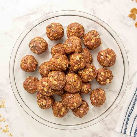 Meatballs For Dogs, Best Homemade Meatballs, Wheat Alternatives, Baked Dog Treats, Satin Balls, Dog Food Recipe, Make Dog Food, Beef Gelatin, Australia Food