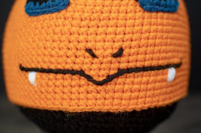 Charmander Crochet Pattern Free, Geek Crochet, Pokémon Crochet, Nerdy Crochet, Pokemon Hat, Crochet Pokemon, Pokemon Charmander, Crochet Kids Hats, Crocheting Projects