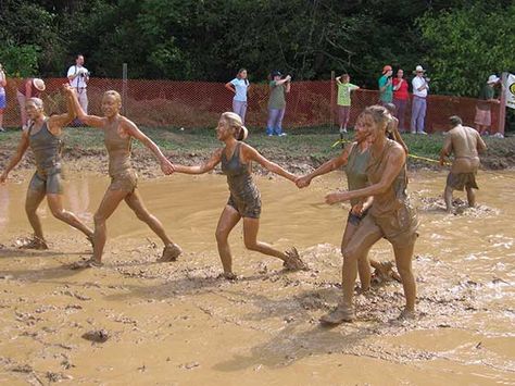 mud run 20s Bucket List, Running Friends, I Love To Run, Mud Run, Summer Break, Girls World, Bucket List, Running, Sports