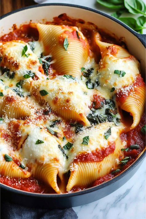 Giant Pasta Shells Recipe, Ricotta Cheese Recipes Pasta, Veggie Stuffed Shells, Pasta Shells Recipe, Italian Stuffed Shells, Easy Stuffed Shells, Ricotta Stuffed Shells, Shell Pasta Recipes, Best Pumpkin Pie Recipe