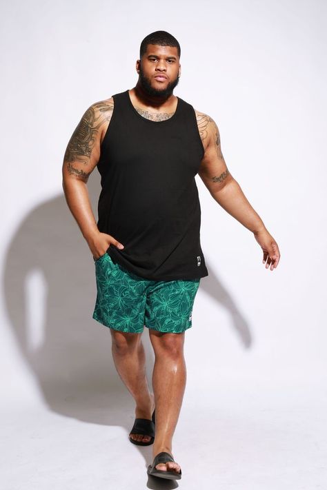 Steven Green Model, Plus Size Men Outfits Summer, Gestures Reference, Plus Size Men Outfits, Plus Size Male Model, Simple Poses, Plus Size Male, Plus Size Posing, Big And Tall Style