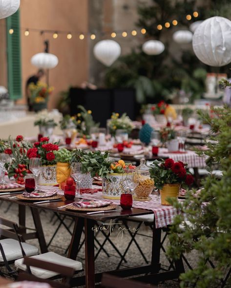 Each table decor is a perfect embodiment of the rich culture and timeless elegance that defines Italy 🇮🇹 and the Dolce & Gabbana style. The vibrant tablescape, adorned with bold colors and intricate details, invites you to indulge in a true Italian feast. 🍷🇮🇹 #eventigaia #weddingplanner #weddinginitaly #destinationwedding #bespokeevents #DolceGabbanaMood #SicilianChic #LaDolceVita Photo by @fotorighi Sicily Table Setting, Sicilian Table Decor, Dolce And Gabbana Table Decor, Sicilian Wedding Decoration, Sicilian Wedding Theme, Vibrant Tablescape, Haitian Wedding, Italian Feast, Round Table Decor