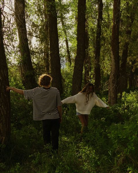 meet me in the woods 🌲✨ • • • @sadierobphoto retreat!! • • #couplesphotos #couplephotography #couplephotoshoot #cinematicphotography #cinematic #coloradophotographer #seniorpictures Couples In The Woods, Couple Photos In The Woods, Couple Photoshoot In The Woods, Engagement Photos In The Woods, Couple In The Woods, Cinematic Documentary, Couple Aesthetics, Colorado Photography, Couple Engagement Pictures