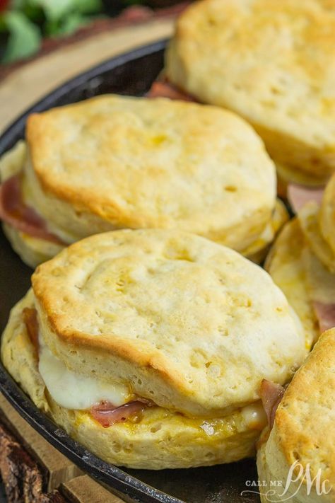 GRANDS HAM BISCUIT SLIDERS Biscuit Sliders Recipes, Biscuit Sliders, Honey Ham Biscuits, Grand Biscuit Recipes, Hot Ham And Cheese, Ham Biscuits, Frozen Biscuits, Sausage Biscuits, Pillsbury Biscuits