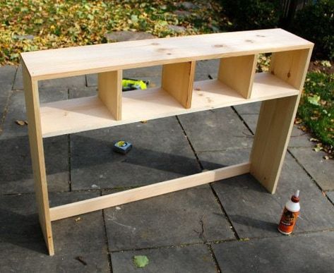 A DIY tutorial to build a desk storage hutch. Free plans to add compartment style cubbies above a desk for more organization. Floor Plans Craftsman, Floor Plans Small, House Plans Architecture, Apartments Floor Plans, House Plans Craftsman, Bike Storage Home, Build A Desk, Desk Organizer Shelf, Building Shelves