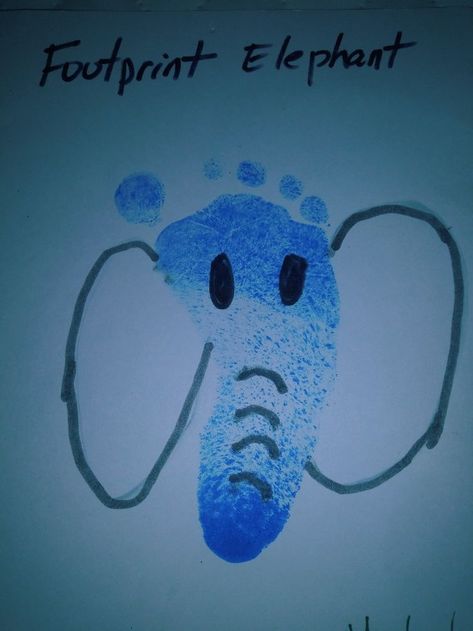 Elephant zoo craft for kids.  Make an elephant with your own footprint!  Great for daycare, preschool, or home.  Babysitting art project and the parents will love you! Zoo Animals Crafts For Infants, Jungle Theme Crafts For Infants, Zoo Animal Art For Infants, Jungle Animal Crafts For Infants, Jungle Crafts For Infants, Jungle Toddler Crafts, Infant Animal Activities, Zoo Animals Toddler Activities, Zoo Animal Crafts For Kids Toddlers