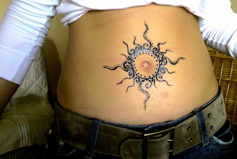 belly sun henna tattoo doodle Sun Belly Tattoo, Belly Button Sun Tattoo, Sun Belly Button Tattoo, Belly Button Henna, Button Tattoo Ideas, Stomach Henna, Sun Henna, Belly Button Tattoos, Belly Button Tattoo