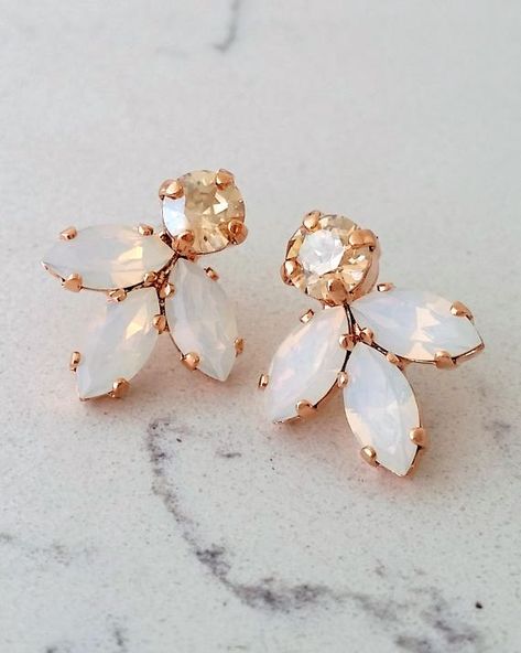 White opal earringsRose gold Bridal earringsBridesmaid | Etsy Vintage Bridal Earrings, Rose Gold Bridal Earrings, Emerald Earrings Drop, White Opal Earrings, White Champagne, Bridal Earrings Drop, Gold Bridal Earrings, Earrings Rose Gold, Rose Gold Bridal