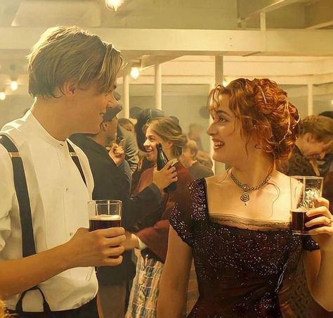 Leonardo Dicaprio And Kate Winslet, Titanic Quotes, Jack And Rose, Titanic Photos, Leo And Kate, Leonardo Dicaprio 90s, Jack Dawson, Young Leonardo Dicaprio, Ship Design