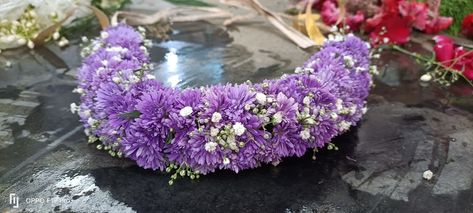 Rose Making, Diy Garlands, Lavender Colour, Garland Wedding Decor, Hairstyles Wedding, Diy Garland, Braided Hairstyles Updo, Garland Wedding, Buy Flowers