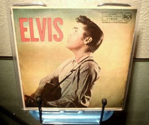 popsike.com - Elvis Presley SPAIN SPANISH Wooden Heart 1960 (1/5) - auction details Elvis Album Covers Aesthetic, Elvis Presley Album Covers, Elvis Presley Vinyl, Gcse Graphics, Rip Love, 60s Aesthetic, Record Albums, Spain Spanish, Mercury Cars