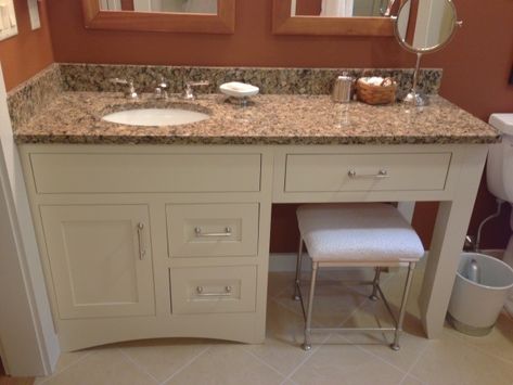 Bathroom makeup vanity - how wide? Vanity With Makeup Area, Bathroom With Makeup Vanity, Bathroom Sink Cabinets, Makeup Area, Steam Showers Bathroom, Diy Vanity, Single Sink Vanity, Trendy Bathroom, Bathroom Remodel Ideas