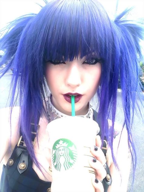 Leda Muir. #LedaMonsterBunny #blue #dyed #scene #hair #pretty Leda Muir, Emo Scene Hair, Scene Girl, Oki Doki, Kei Visual, Goth Hair, Hair Color Pastel, Emo Hair, Deep Wave Hairstyles