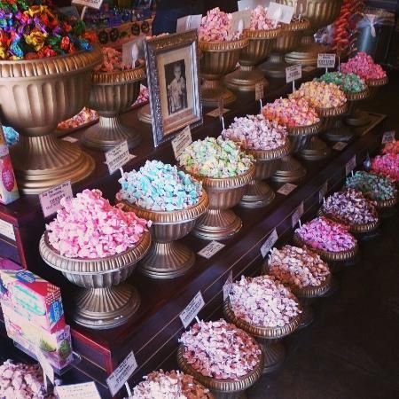 Victorian Candy Shop, French Candy Shop, Candy Shop Aesthetic, Vintage Candy Shop, Candy Store Design, Candy Store Display, French Candy, Candy Room, Candy Shops