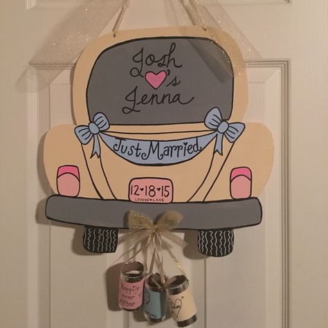 Just married door hanger. Great to surprise the bride and groom by placing it on their hotel room door. Wedding Door Hangers, Canvas Door Hanger, Wedding Doors, Burlap Door Hangers, Old Wooden Doors, Cruise Door, Wood Wreath, Old Truck, Wood Door Hangers