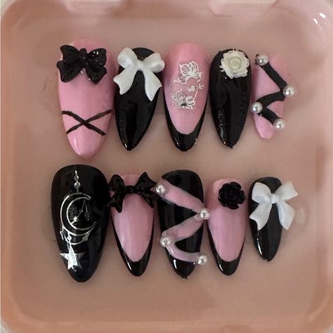 Handmade Pink And Black Coquette Gel Pressons. Comes With Cuticle Pusher, Nail Glue, And Nail File. Dm Me If You Need Custom Sizing! Dark Coquette Nails, Pink And Black Coquette, Pink Black Nails, Black Coquette, Pedicure Colors, Gel Press On Nails, Goth Nails, Gel Press, Ballerina Nails