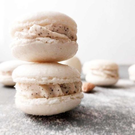 Coconut Flour Macarons Coconut Flour Macarons, Oat Flour Macarons, Macroons Recipe, Flour Macarons, Macaroons Ideas, Macarons Recipe Easy, Making Macarons, Coconut Flour Cookies, Coconut Macaroons Recipe