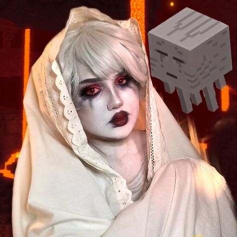 Minecraft Mob Costume, Minecraft Makeup, Mob Costume, Ghast Minecraft, Minecraft Cosplay, Cosplay Aesthetic, Gaming Party, Kate Middleton News, Cosplay Inspo